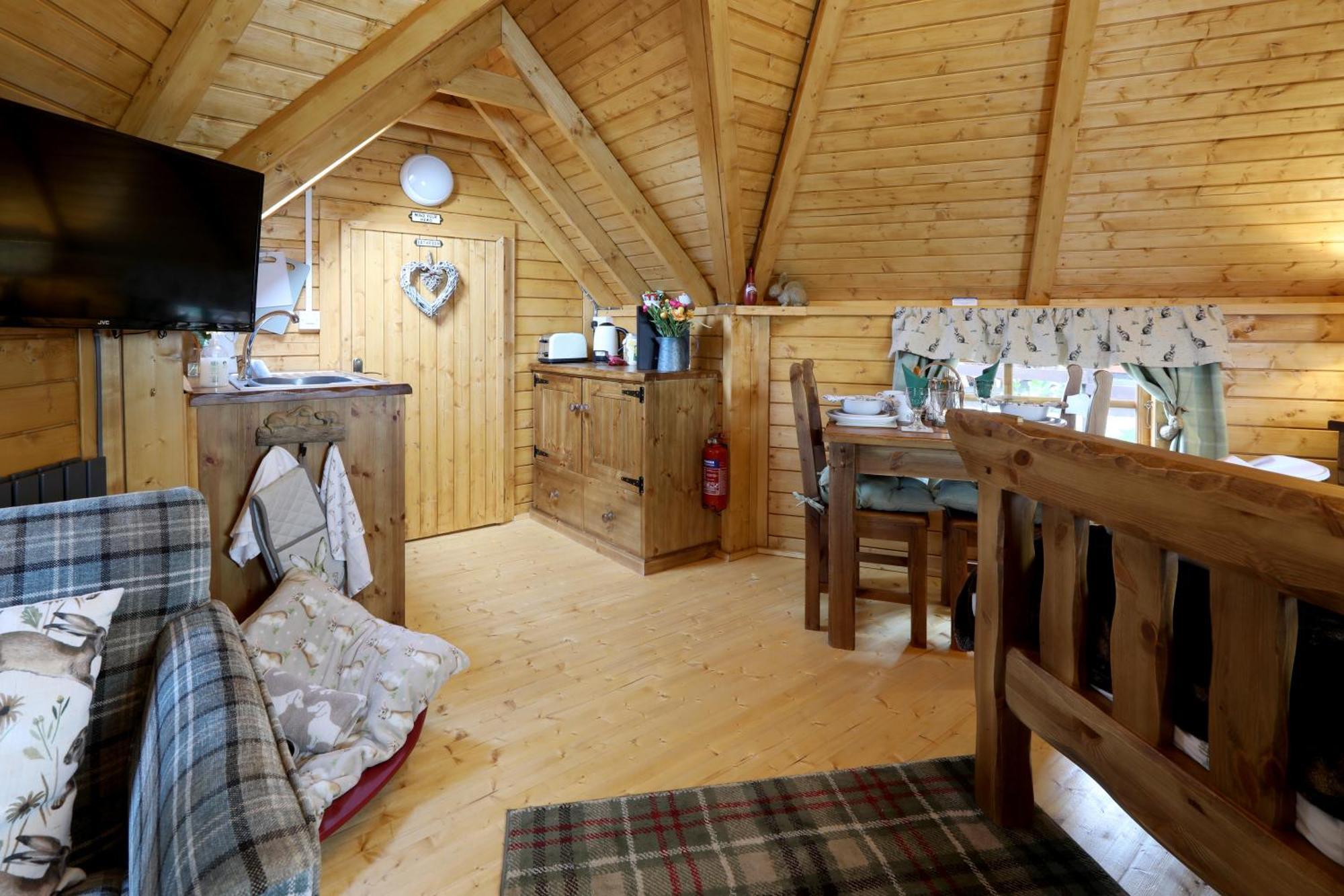 Elsay May Luxury Hot Tub Lodges Exclusively For Couples Over 25Yrs And Dog Friendly Turnberry Exterior foto